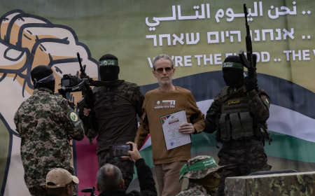 Hamas Suspends Release of Israeli Hostages, Threatening Fragile Ceasefire