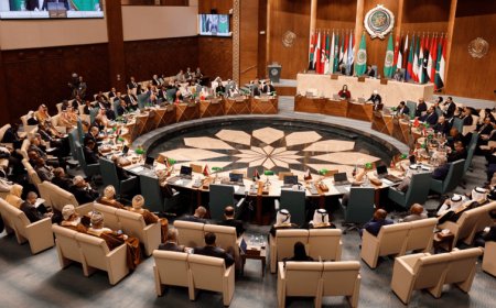 Arab Foreign Ministers Hold Closed-Door Meeting Ahead of Cairo Summit