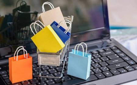 What is an Online Store and What Are the Types of E-Commerce.